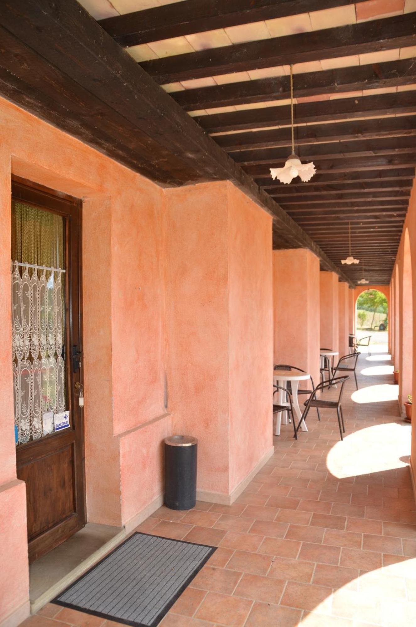 Agriturismo Masseria Castiglione Gallicchio Exterior photo